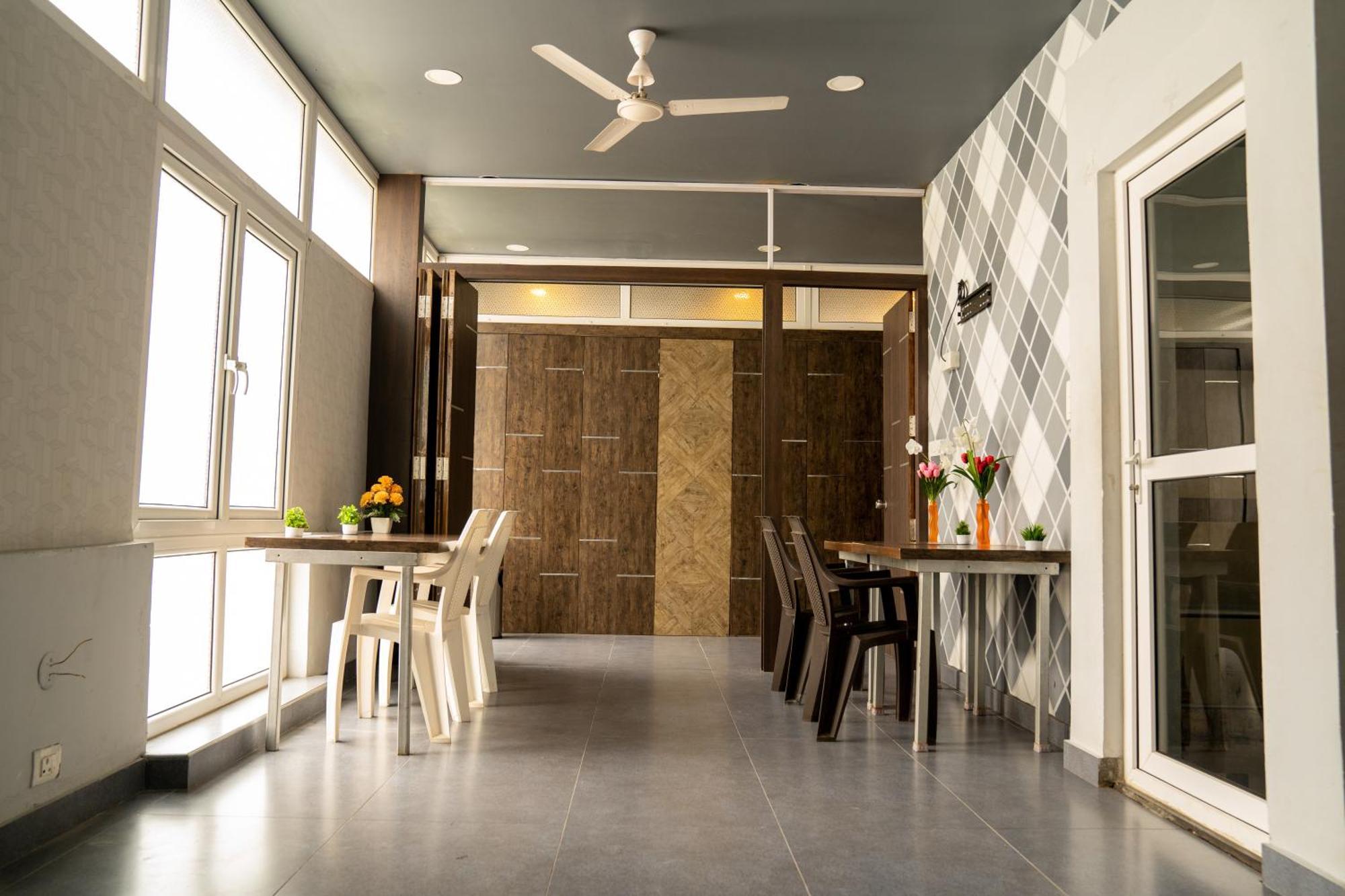 Seasons Suites Jp Nagar Bangalore Rum bild